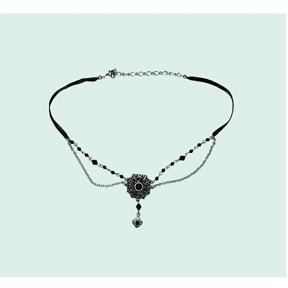 Matching Silver and Black Necklace Earring Set - Picture 3 of 3